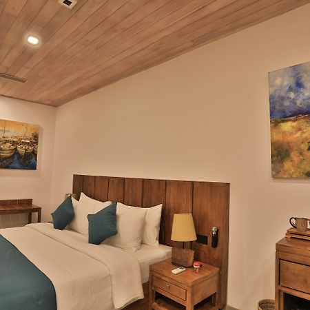Regenta Arie Lagoon Negombo Exterior foto