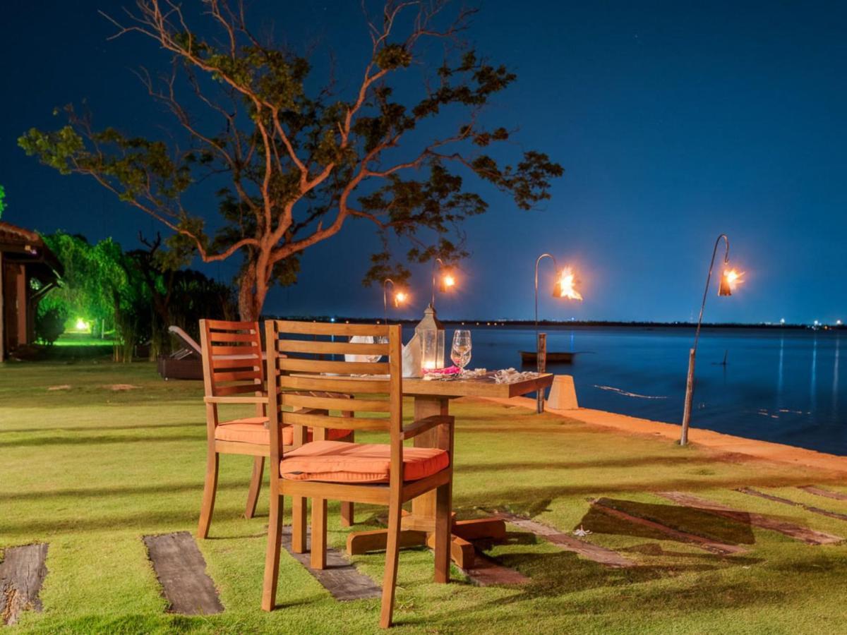 Regenta Arie Lagoon Negombo Exterior foto