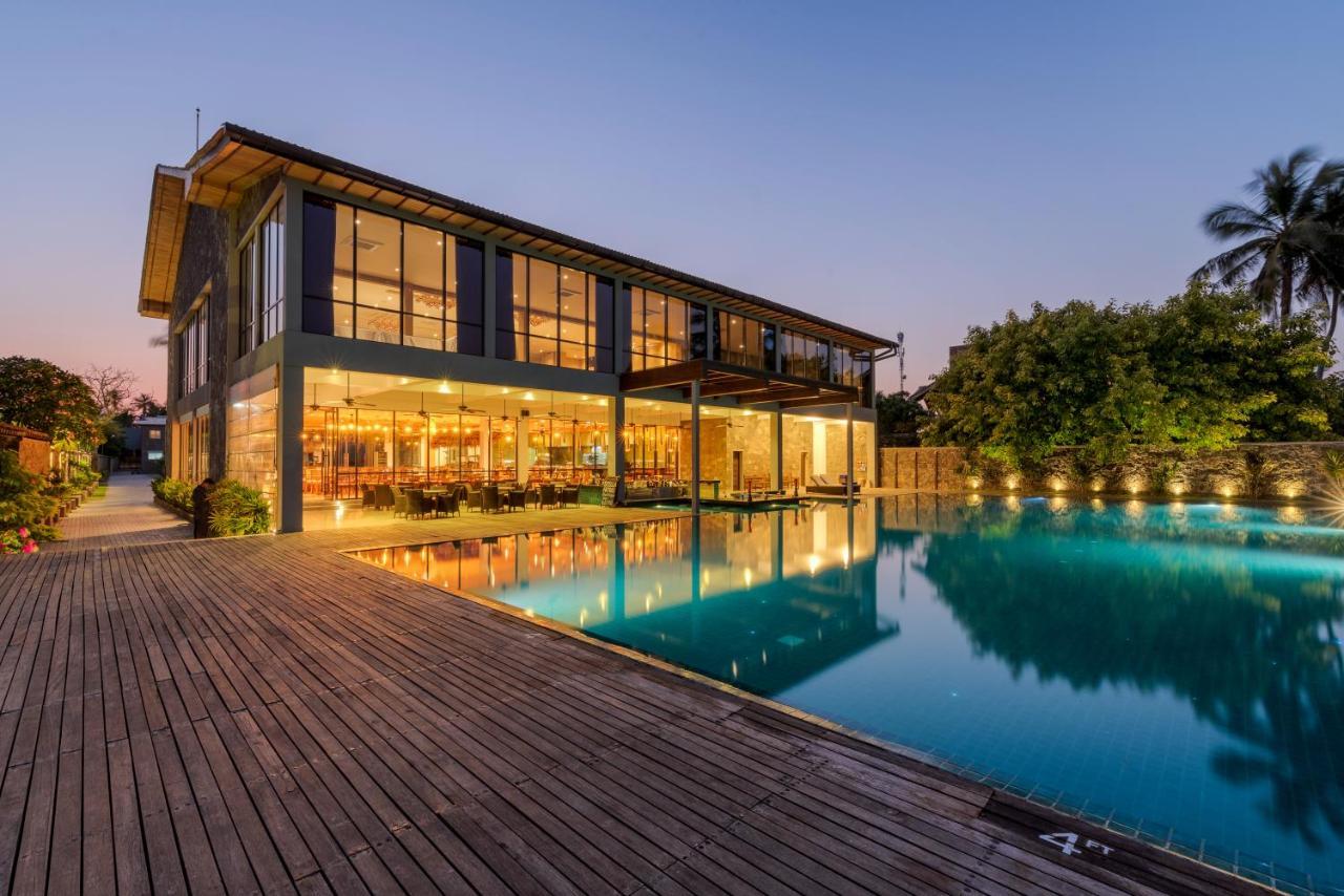 Regenta Arie Lagoon Negombo Exterior foto