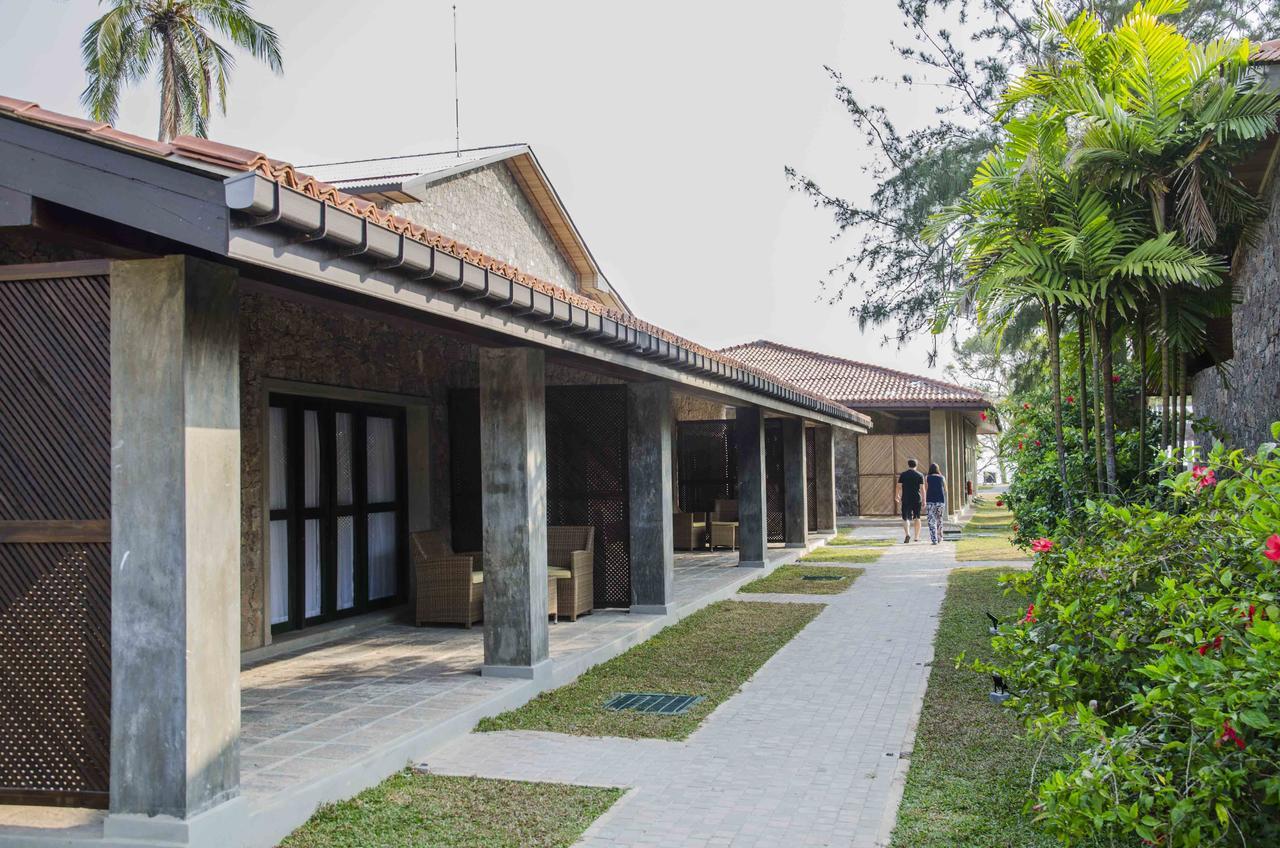 Regenta Arie Lagoon Negombo Exterior foto