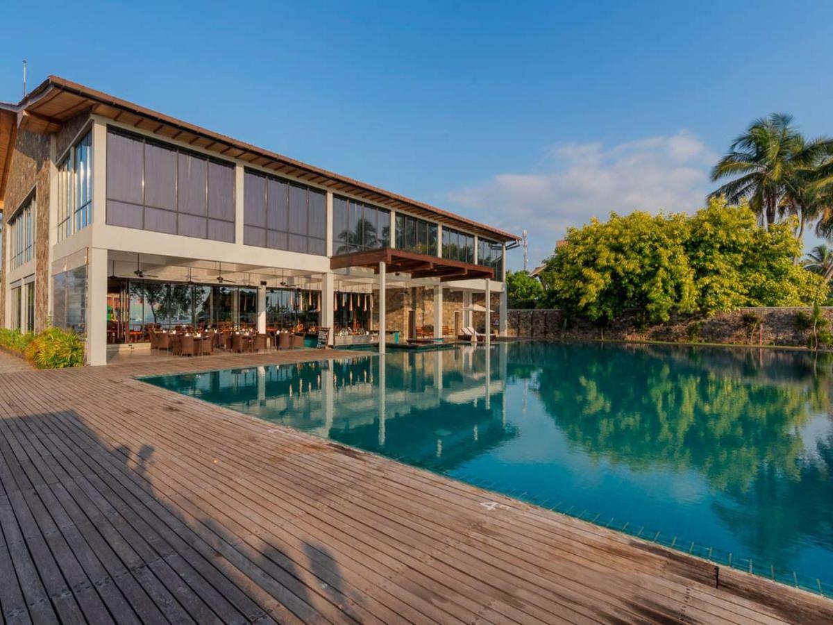 Regenta Arie Lagoon Negombo Exterior foto
